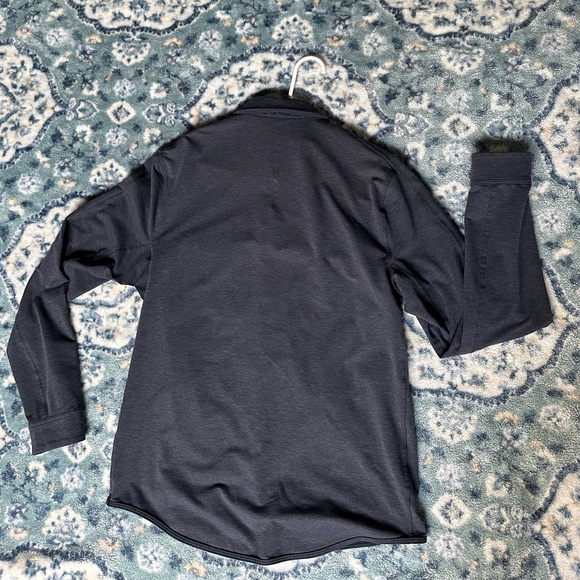 Lululemon Mens Button Down Navy Blue Size Medium - Picture 4 of 4